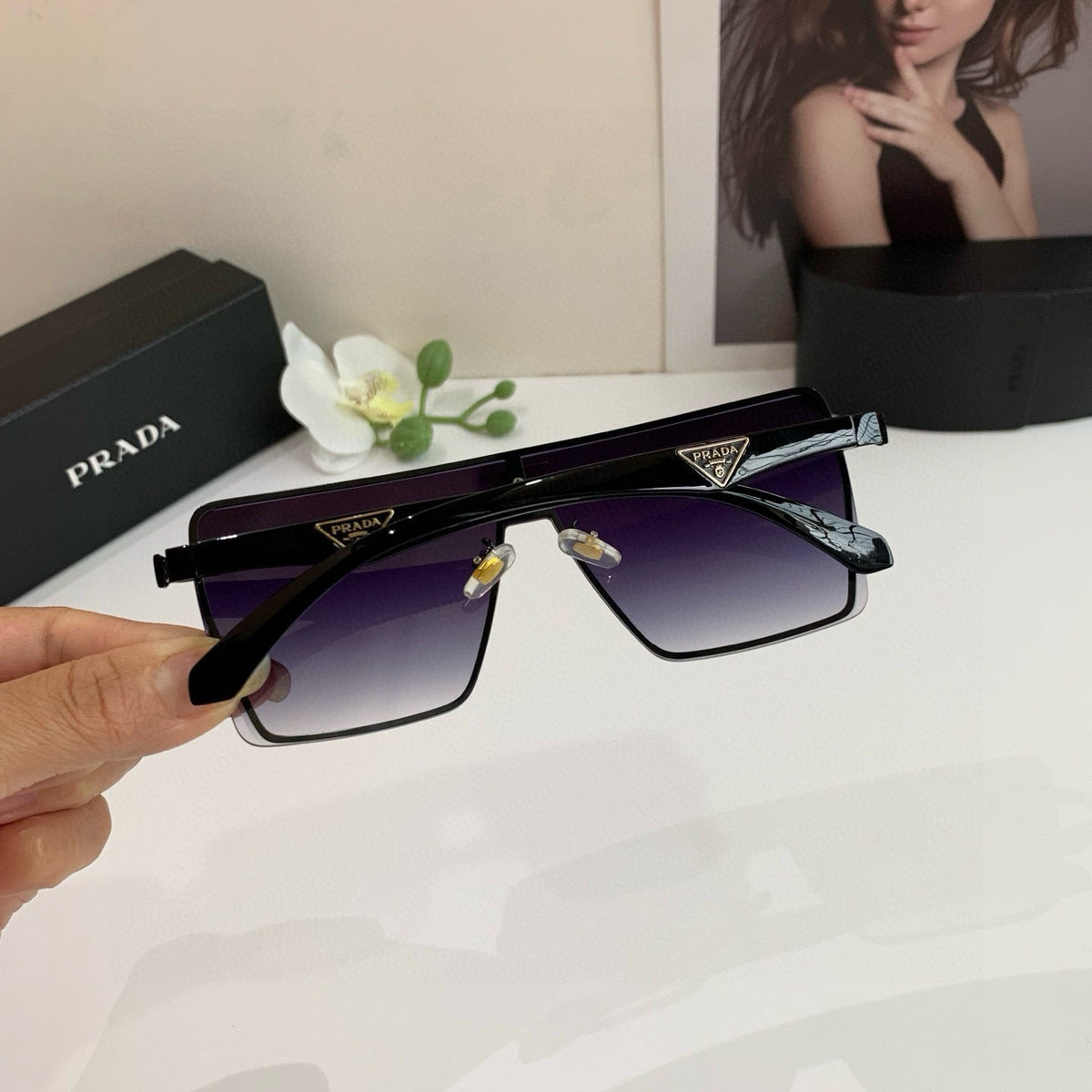 Shield-Style Luxury Sunglasses